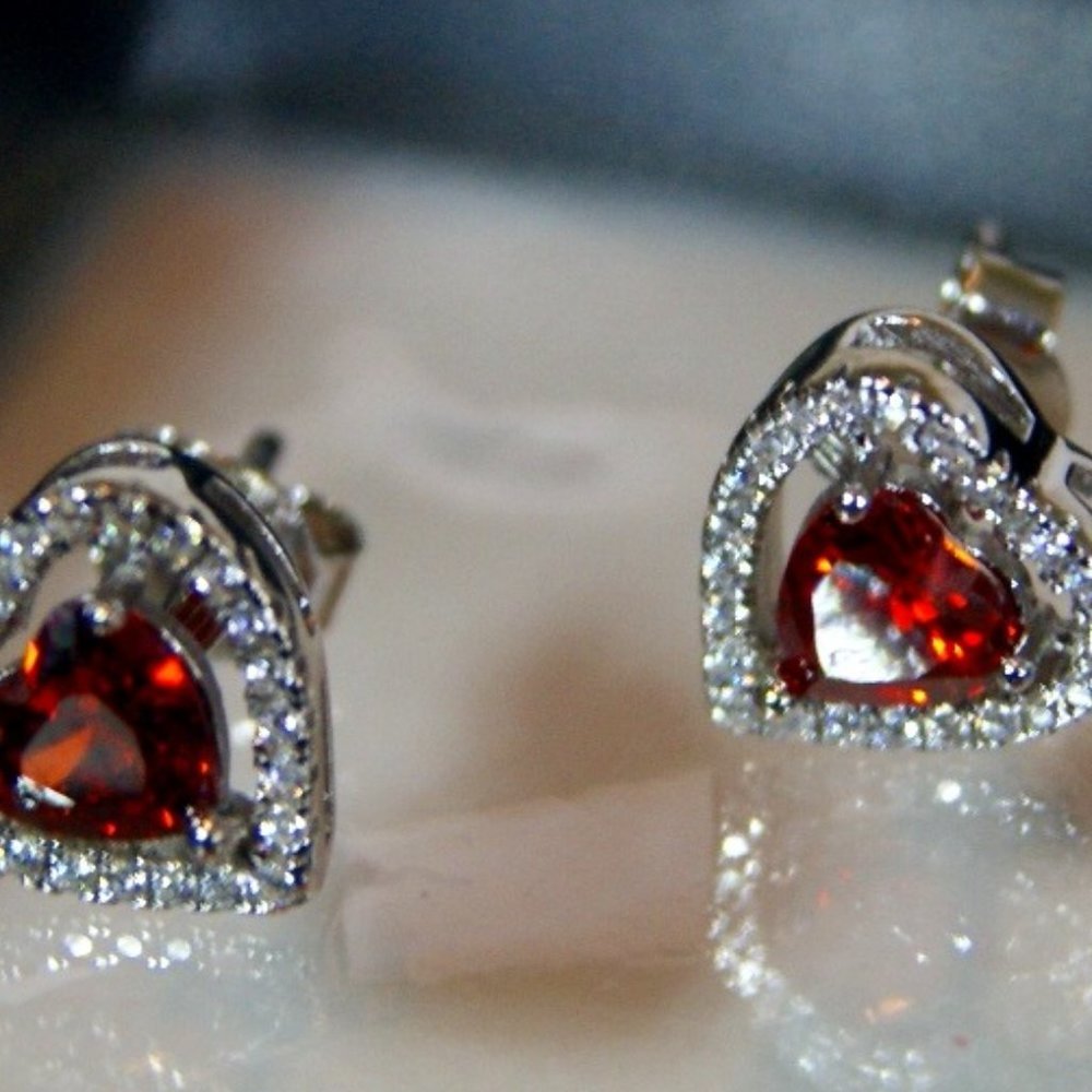 New Heart shape earrings with red & white zircon